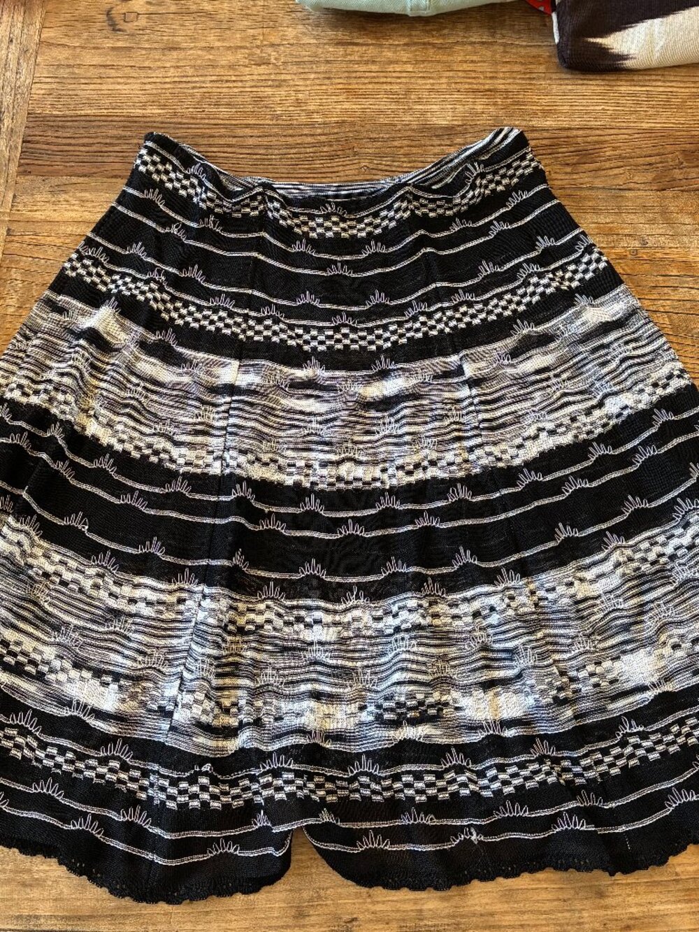 Vintage M MISSONI Italy Stretch Lace Knit Pull-On Sheer Twirl Skirt Sz IT 42